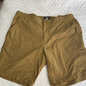 REI Men's Tan Cargo Shorts